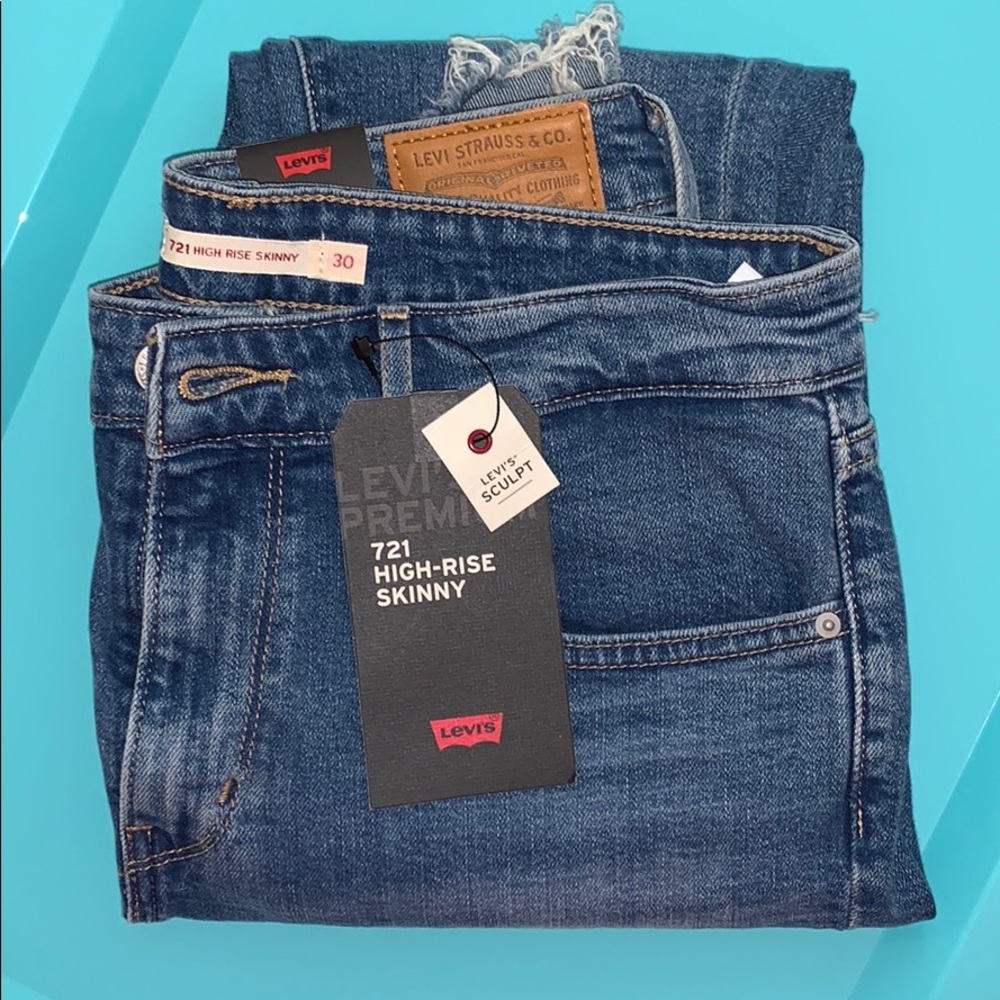 BRAND NEW Women’s Levi’s High-Rise Skinny Jeans